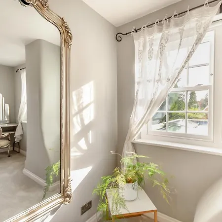 4 Bed In Oc-t36014 Dom wakacyjny