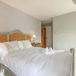 4 Bed In Oc-t36014 *
