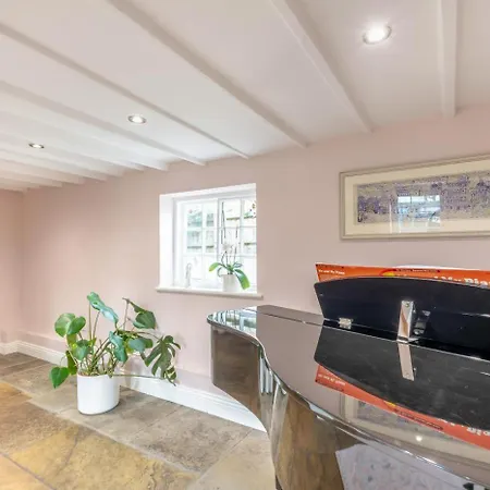Σπίτι διακοπών 4 Bed In Oc-t36014 *