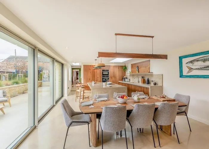 Holiday home 4 Bed In Oc-t36014 *