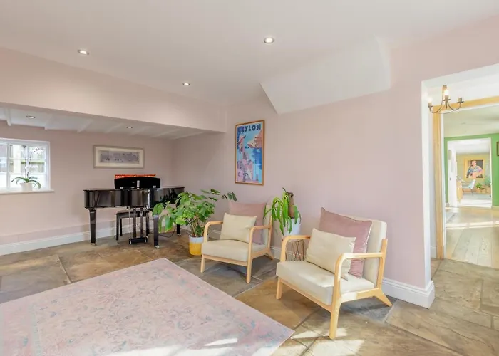 4 Bed In Oc-t36014